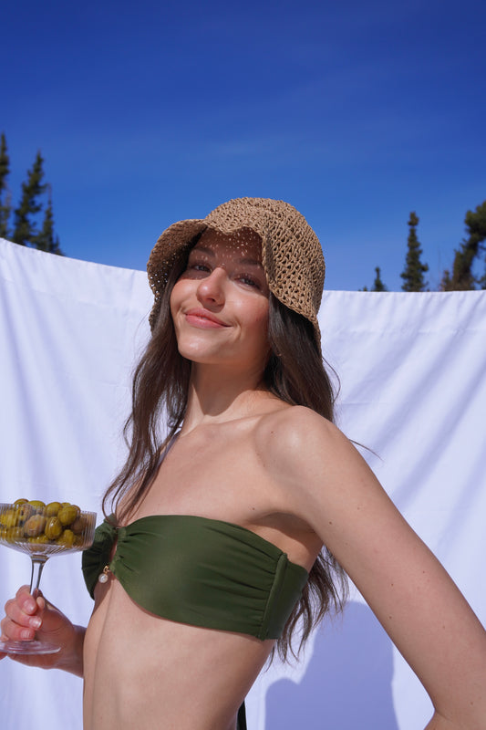 Eloise__OliveOasis__One